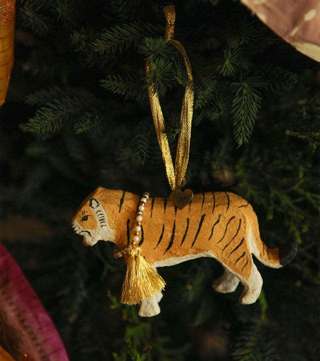 Tiger ornament - Doing goods